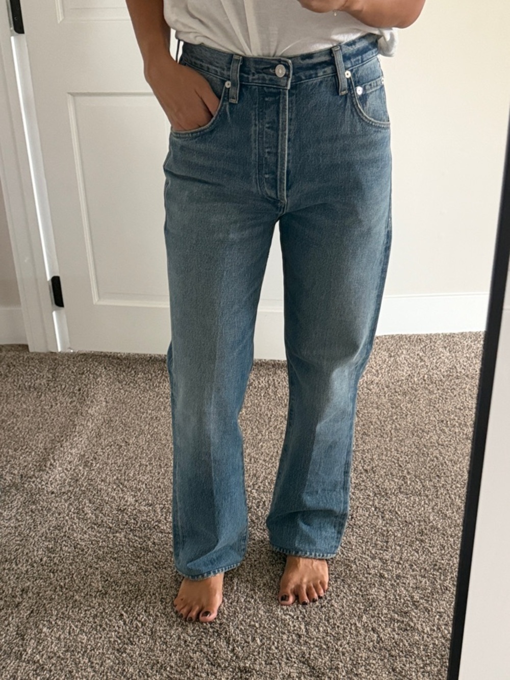 Citizens Of Humanity Classic Straight Leg Jeans in Medium Blue